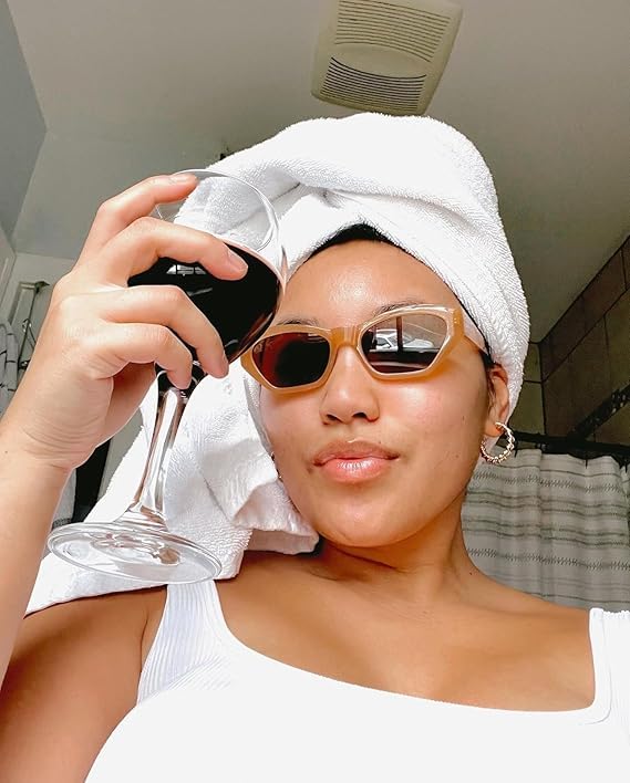 OWN THE TREND Trendy Sunglasses for Women - Sunglasses Womens with UV protection - Vintage Retro Oval Y2K Fashion Sun Glasses thumbnail 6