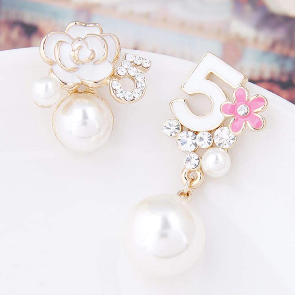 Faux Imitation Pearl White Black Floral Dangle Drop Earrings Studs thumbnail 2