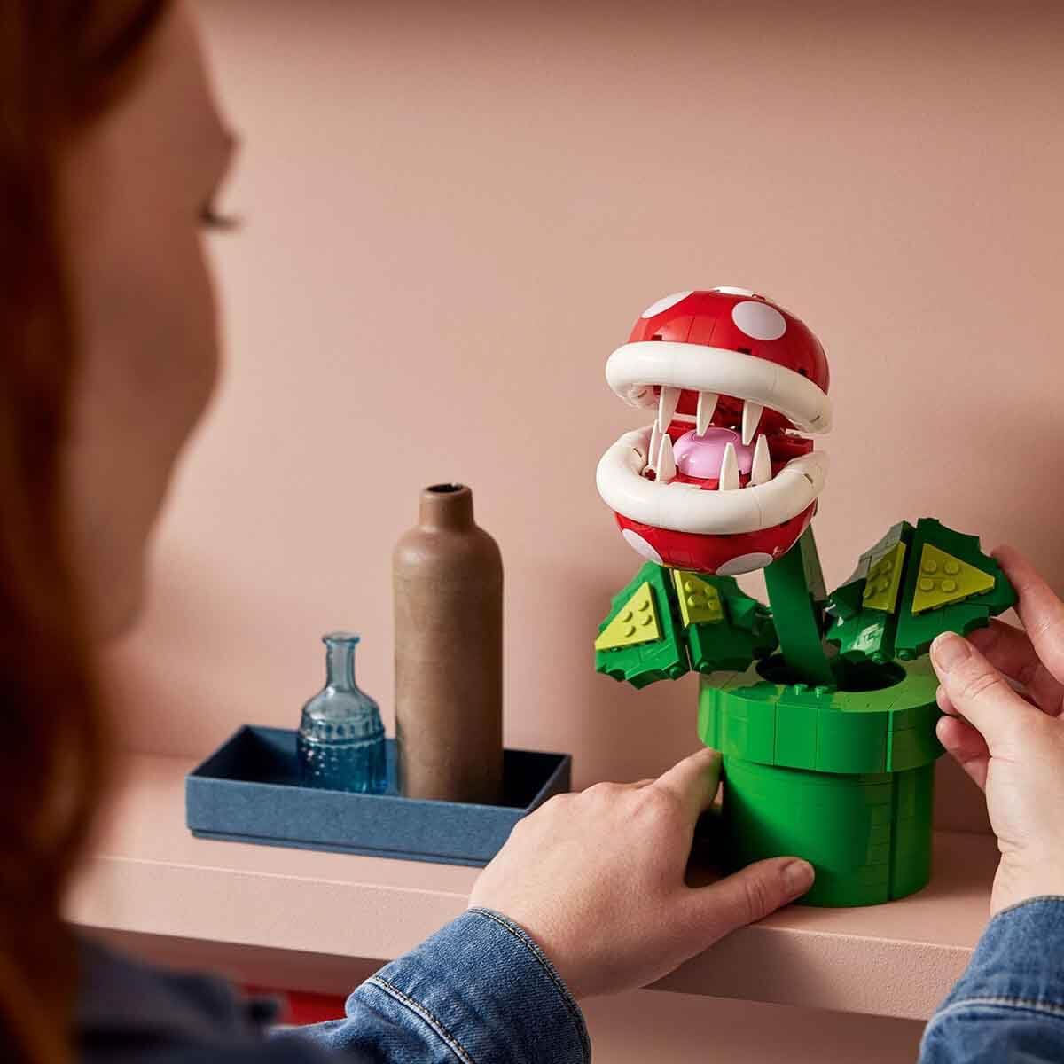 LEGO Super Mario Piranha Plant, Build and Display Super Mario Brothers Collectible for Adults and Teens, Authentically Detailed Posable Figure, Birthday Gift for Gamers and Super Mario Fans, 71426: Green