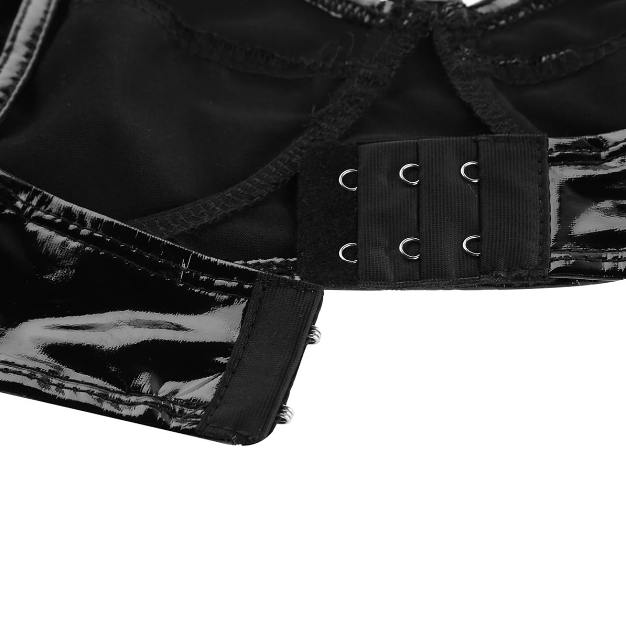 Yartina Women's Patent Leather Wet Look Bra Top Wireless Bralette Crop Top Lingerie Party Clubwear: Small Black