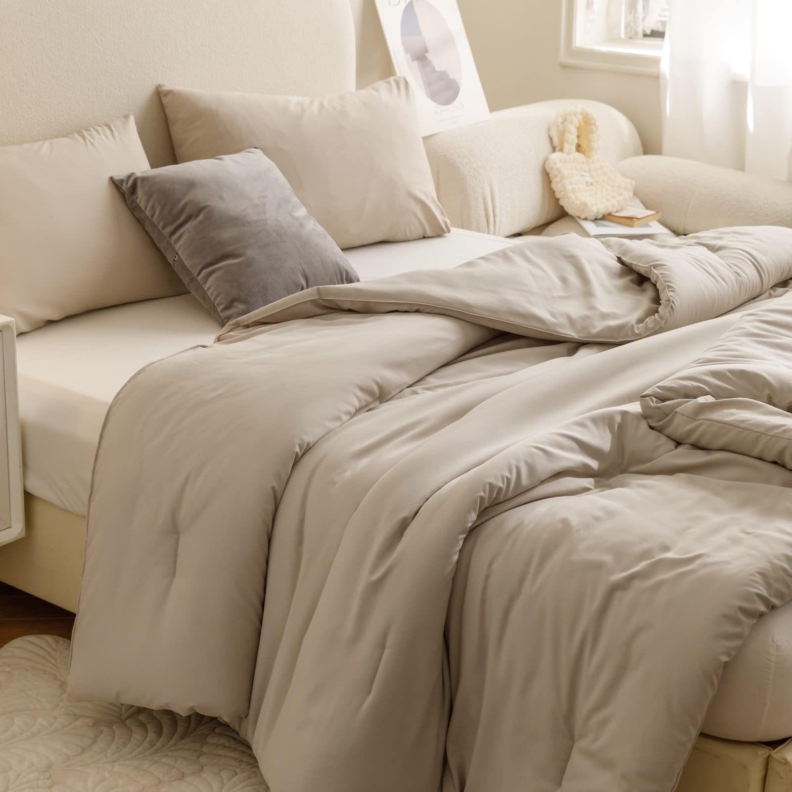 ROSGONIA Queen Comforter Set Oatmeal, 3pcs(1 Boho Oatmeal Comforter & 2 Pillowcases) All Season Soft Bedding Lightweight Bedspread Blanket Quilt: Queen Comforter 90"x90" Oatmeal