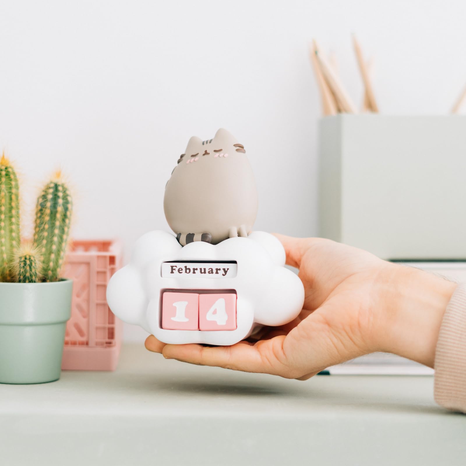 Official Pusheen Calendar | Pusheen Merchandising | Pusheen Gifts | Pusheen Figure | Kawaii Stuff | Pusheen Plush: Official Pusheen Calendar | Pusheen Merchandising | Pusheen Gifts | Pusheen Figure | Kawaii Stuff | Pusheen Plush