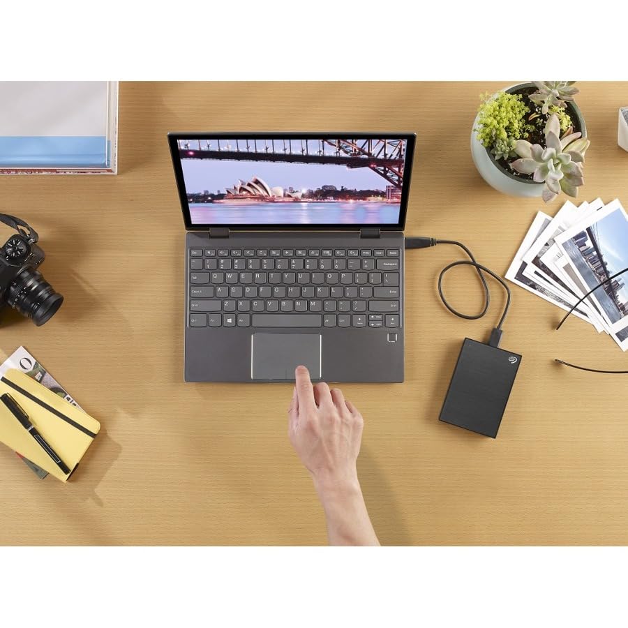 Seagate Portable 2TB External Hard Drive HDD — USB 3.0 for PC, Mac, PlayStation, & Xbox -1-Year Rescue Service (STGX2000400): Desktop Hub 10TB