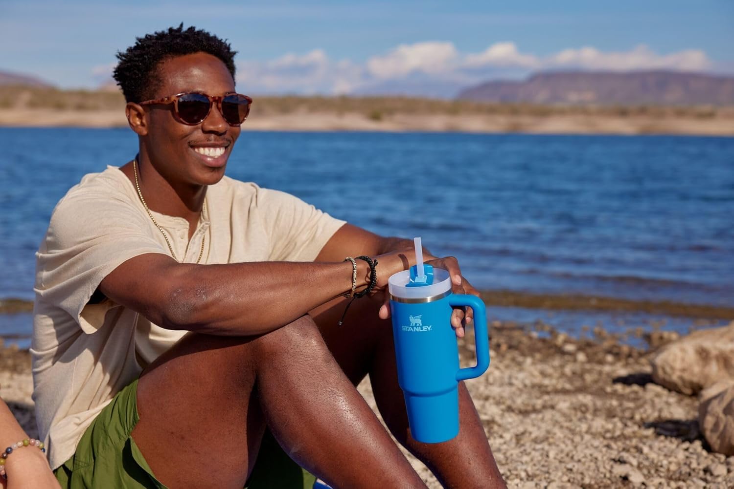 Stanley Quencher H2.0 Tumbler with Handle and Straw 30 oz | Flowstate 3-Position Lid | Cup Holder Compatible for Travel | Insulated Stainless Steel Cup | BPA-Free | Rose Quartz 2.0: 30 Ounces Azure