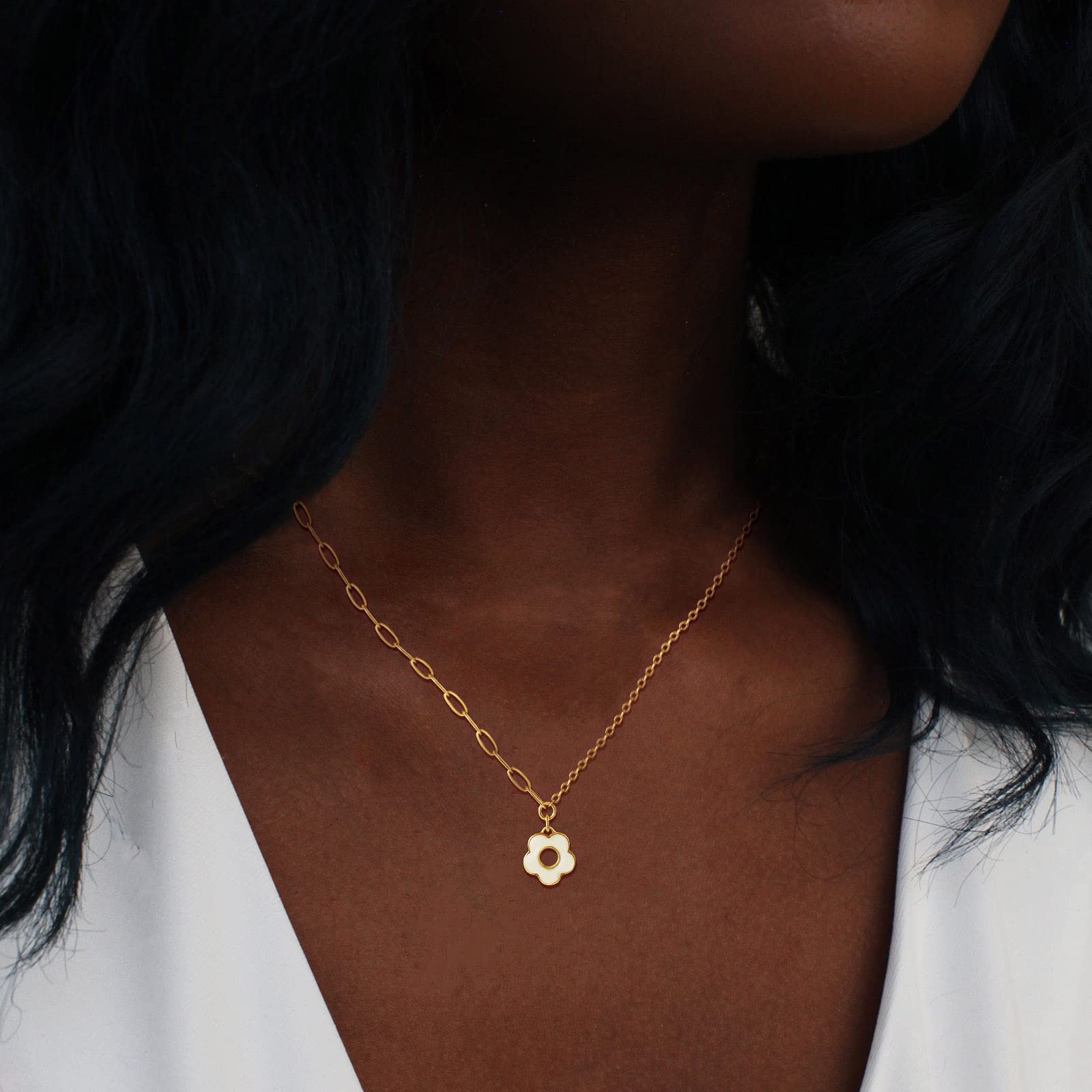 LANE WOODS Paperclip Necklace Pendant: 14K Gold Plated Dainty Link Chain Jewelry for Women: LANE WOODS Paperclip Necklace Pendant: 14K Gold Plated Dainty Link Chain Jewelry for Women
