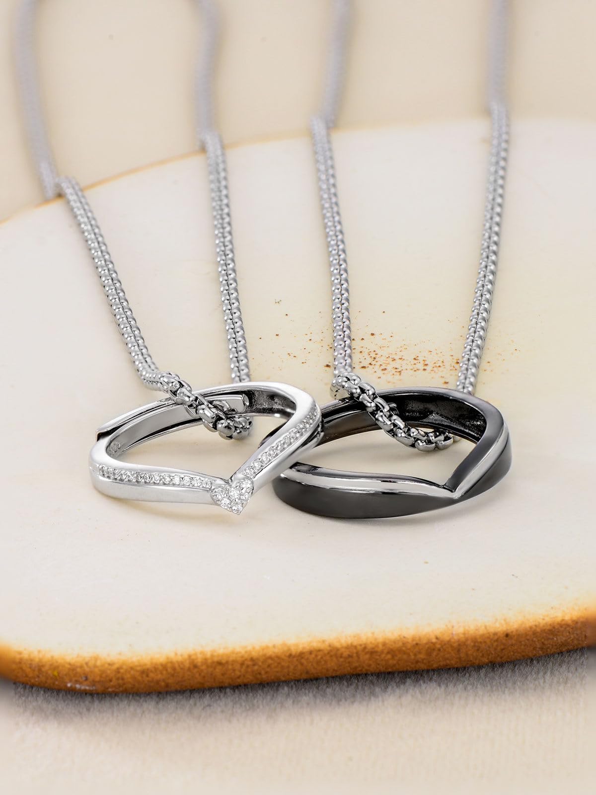 Flpruy Matching Cat & Love Arrow Sterling Silver Cute Couples Heart Necklaces - Gifts for Couples