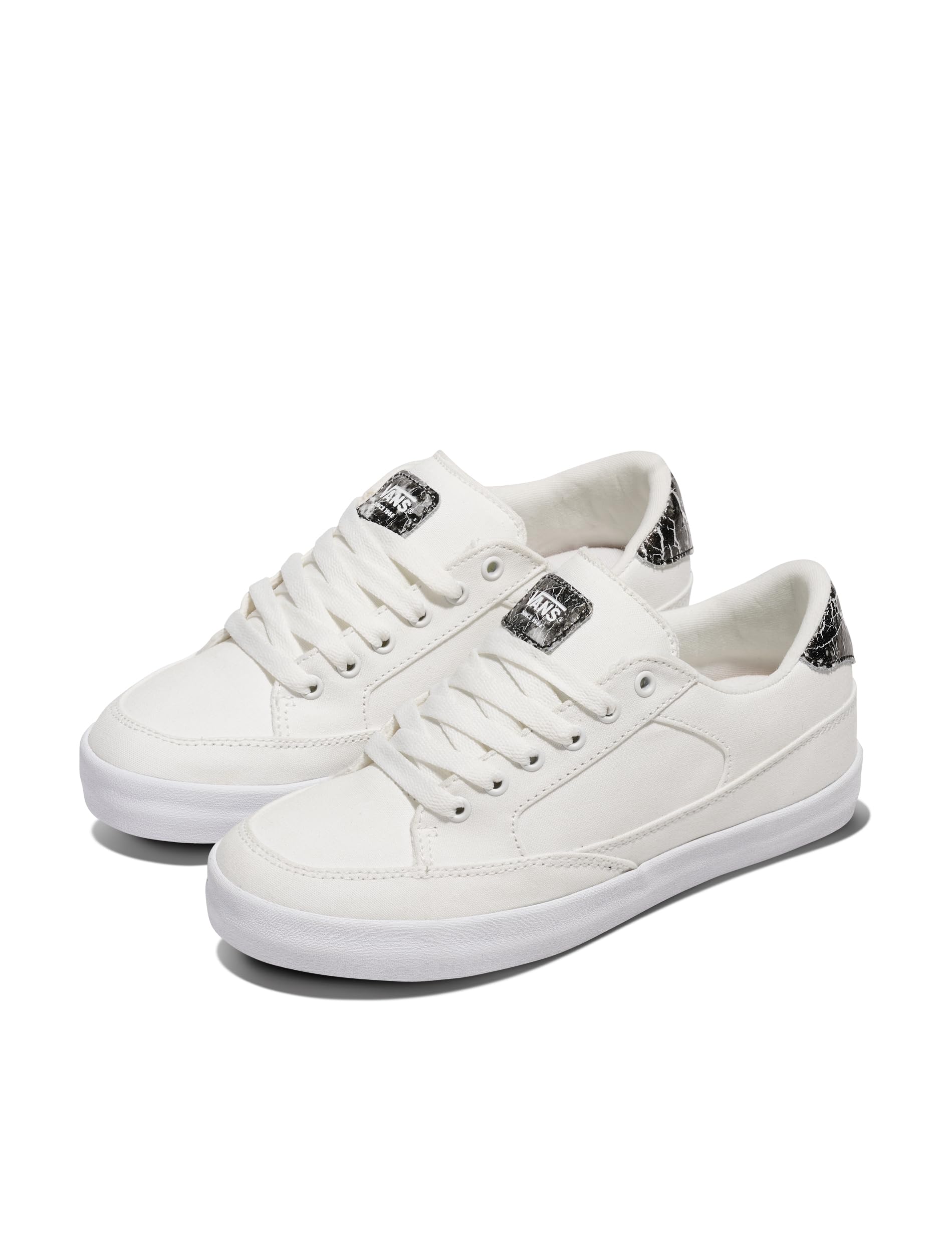 Vans Women's Emmy Deluxe Shoe: 9 Metallic Pop Black
