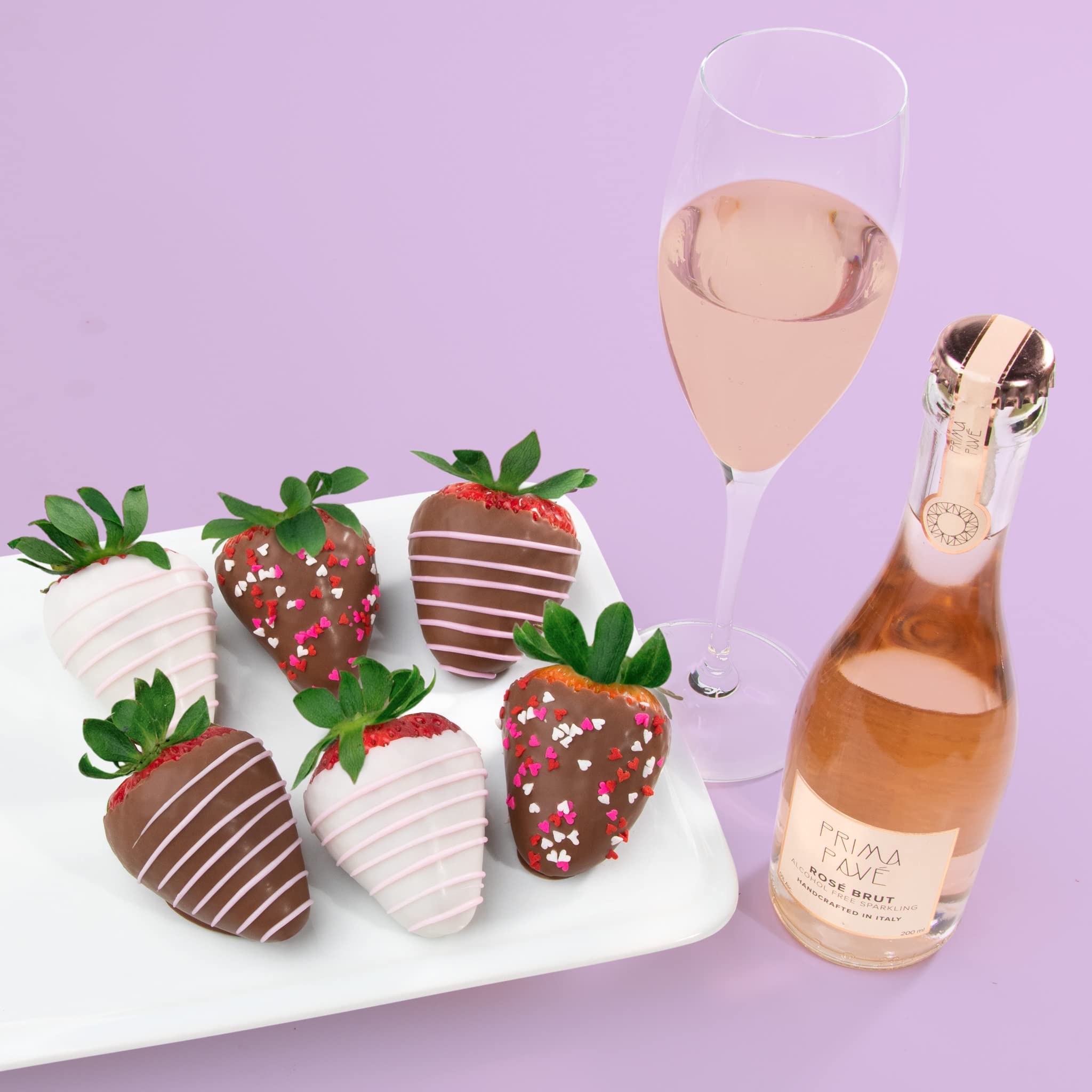 A Gift Inside The Original Love Berries Chocolatey Dipped Strawberries - 12 Berries - Image 2
