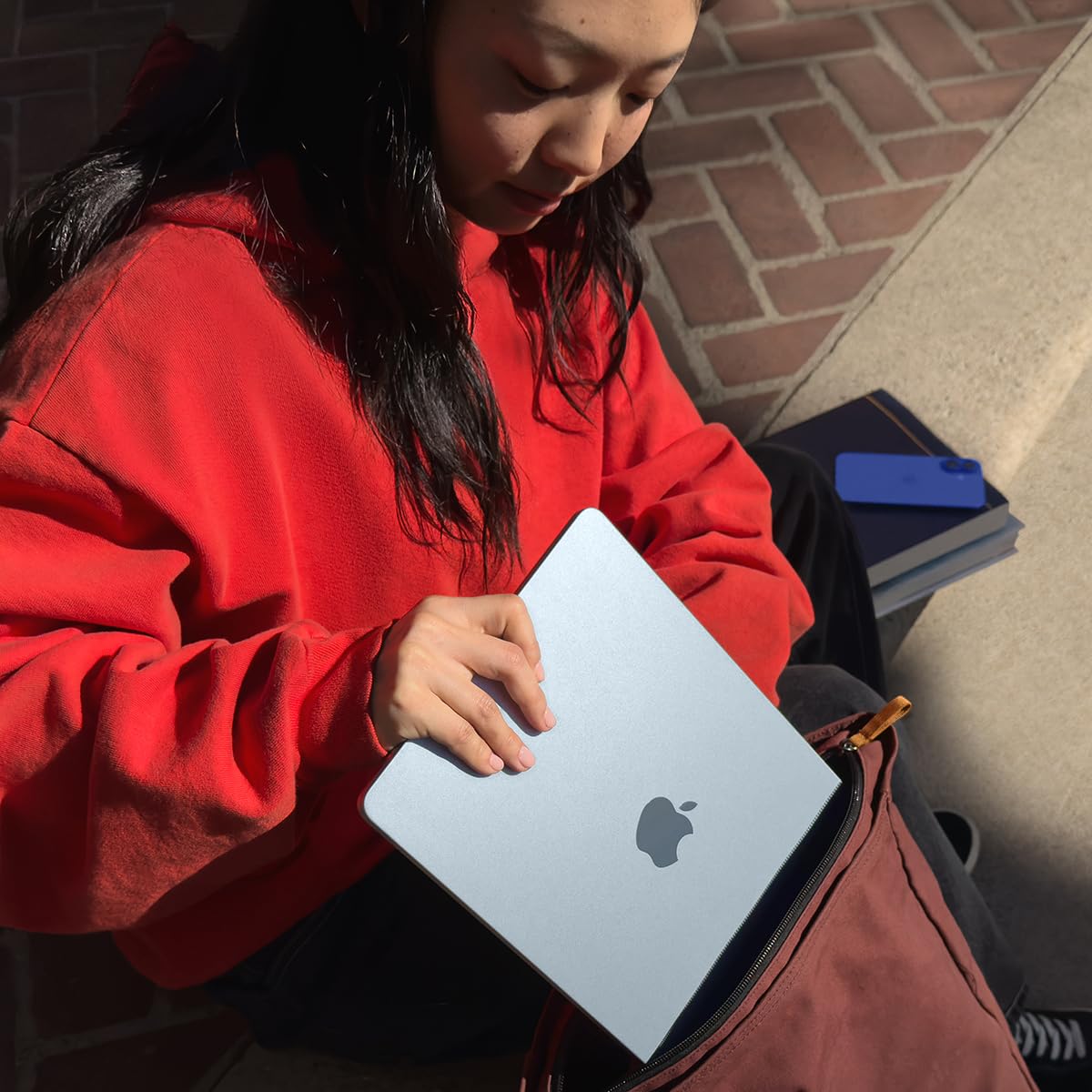 Apple 2025 MacBook Air 13-inch Laptop with M4 chip: Built for Apple Intelligence, 13.6-inch Liquid Retina Display, 24GB Unified Memory, 512GB SSD Storage, Touch ID; Midnight with AppleCare+ (3 Years): 16GB Unified Memory, 256GB SSD Storage Midnight Without AppleCare+
