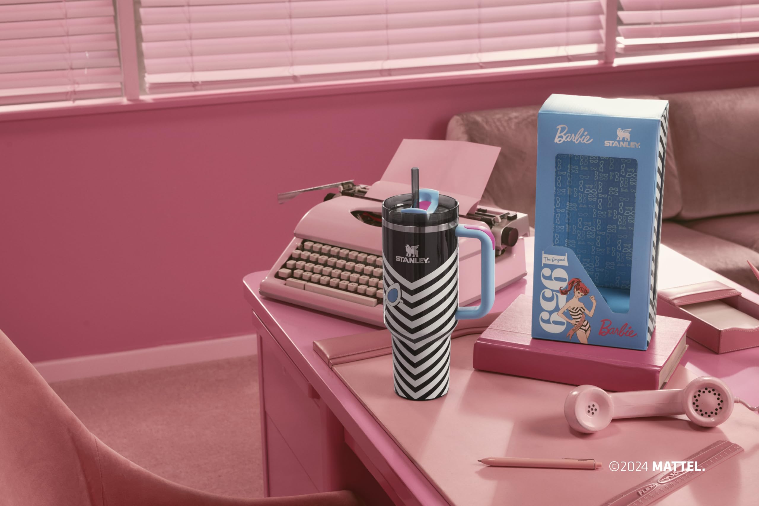 Stanley x Barbie™ ’70s Superstar Quencher 40 Oz: 1959 Original