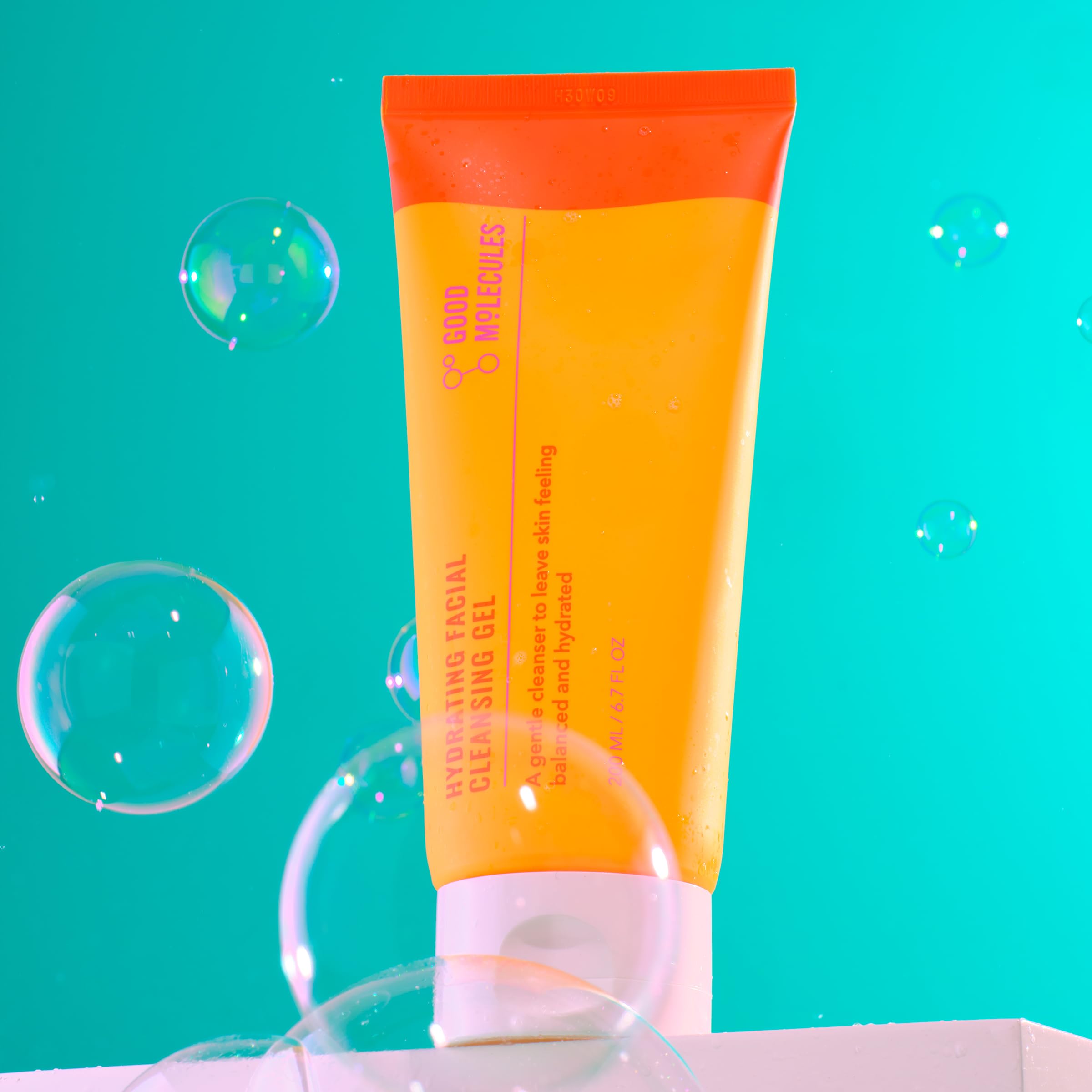 Good Molecules Hydrating Facial Cleansing Gel - Face Wash with Rosewater and Pineapple Extracts to Brighten, Cleanse, and Moisturize - Facial Cleanser, Skin Care thumbnail 6