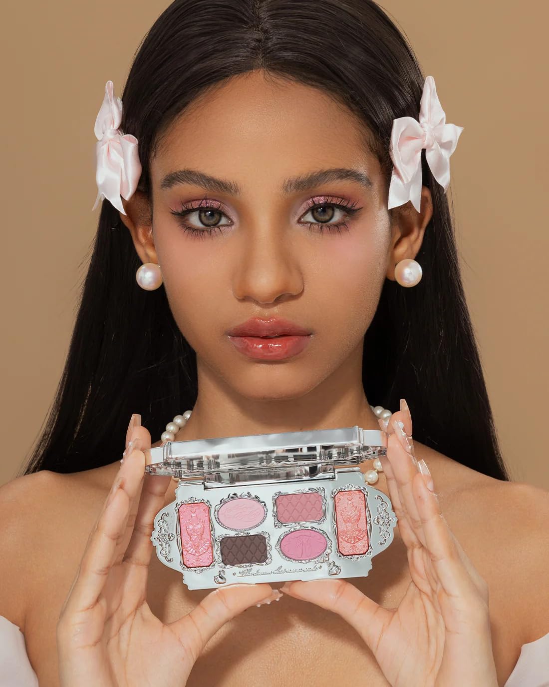 Flower Knows Swan Ballet Six-Color Makeup Palette,Eyeshadow,Blush,Highlighting & Contour All-in-One Face Makeup Palette with 4 Matte+2 Shimmer Smoky Shades(02 Black Swan,0.23 Oz)