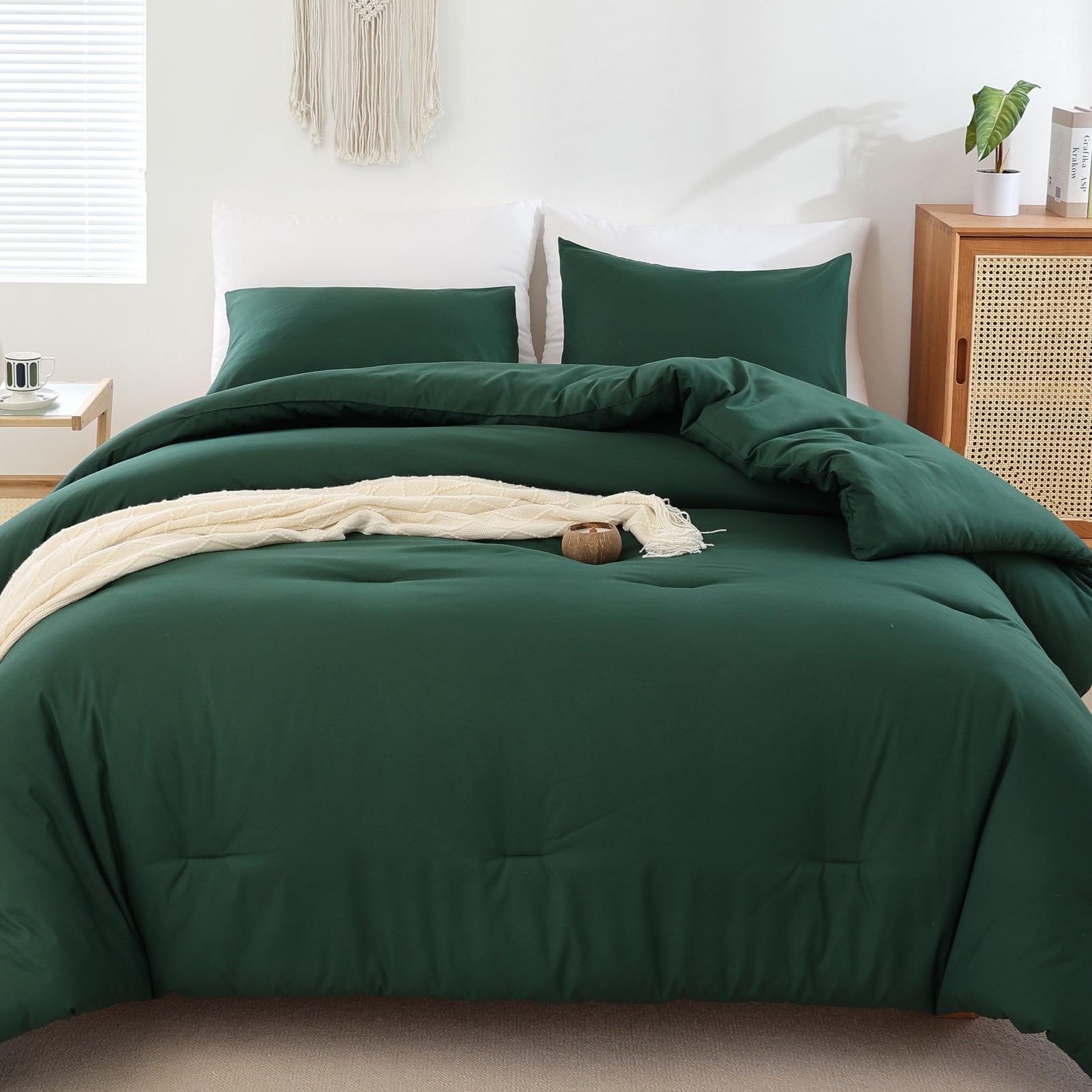 ROSGONIA Queen Comforter Set Oatmeal, 3pcs(1 Boho Oatmeal Comforter & 2 Pillowcases) All Season Soft Bedding Lightweight Bedspread Blanket Quilt: King Comforter 104"x90" Emerald Green