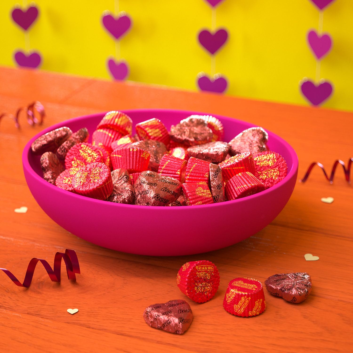 REESE'S Assorted Chocolate Peanut Butter Shapes, Candy Bag 21.49oz: Peanut Butter 21.49 Ounce (Pack of 1)