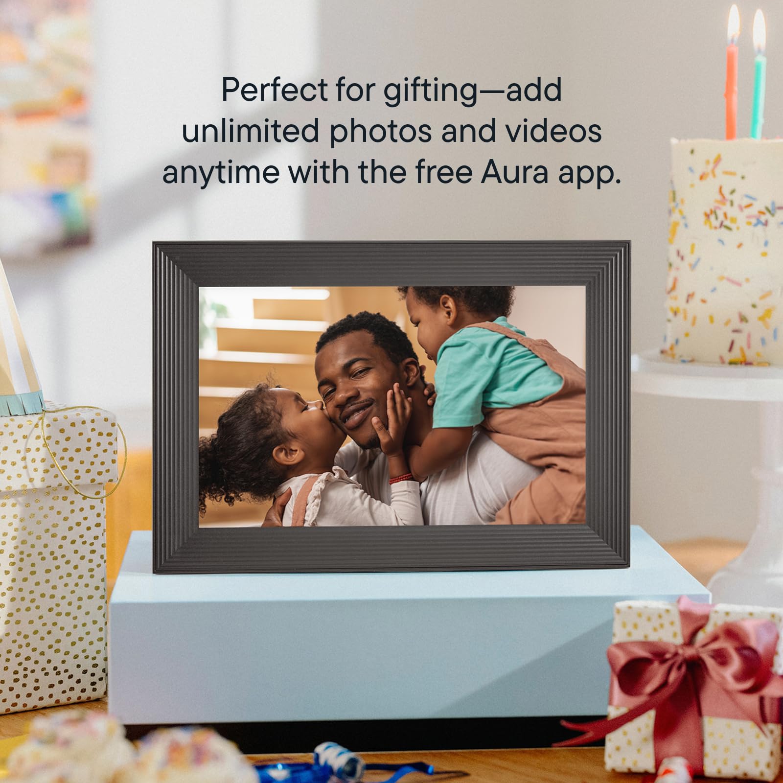 Aura Digital Picture Frame - 10.1" HD Mat Display | Wirecutter's Best Digital Frame for Gifting - Send Photos Directly from Your Phone from Anywhere | Quick & Easy Setup Over WiFi - Free App | Black: 10" - Black