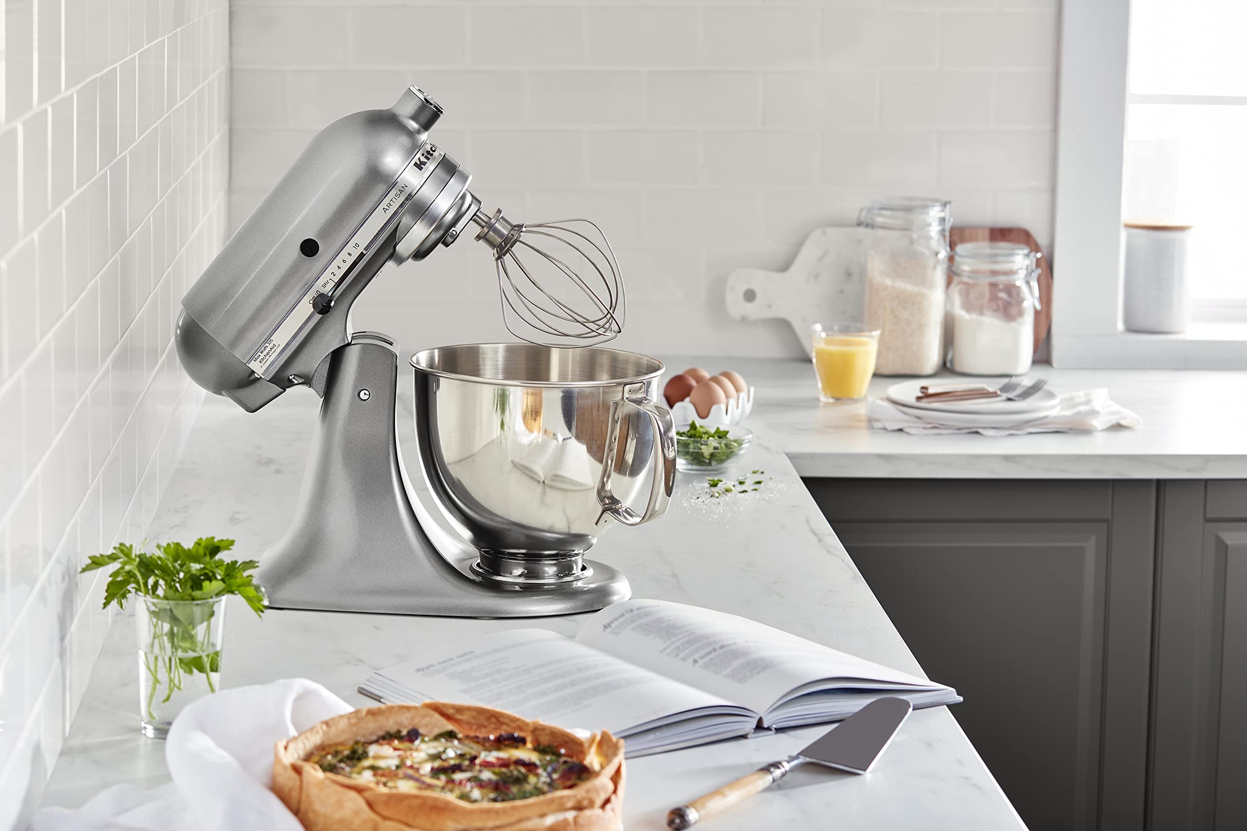 KitchenAid Artisan Series 5 Quart Tilt Head Stand Mixer with Pouring Shield KSM150PS,: Contour Silver