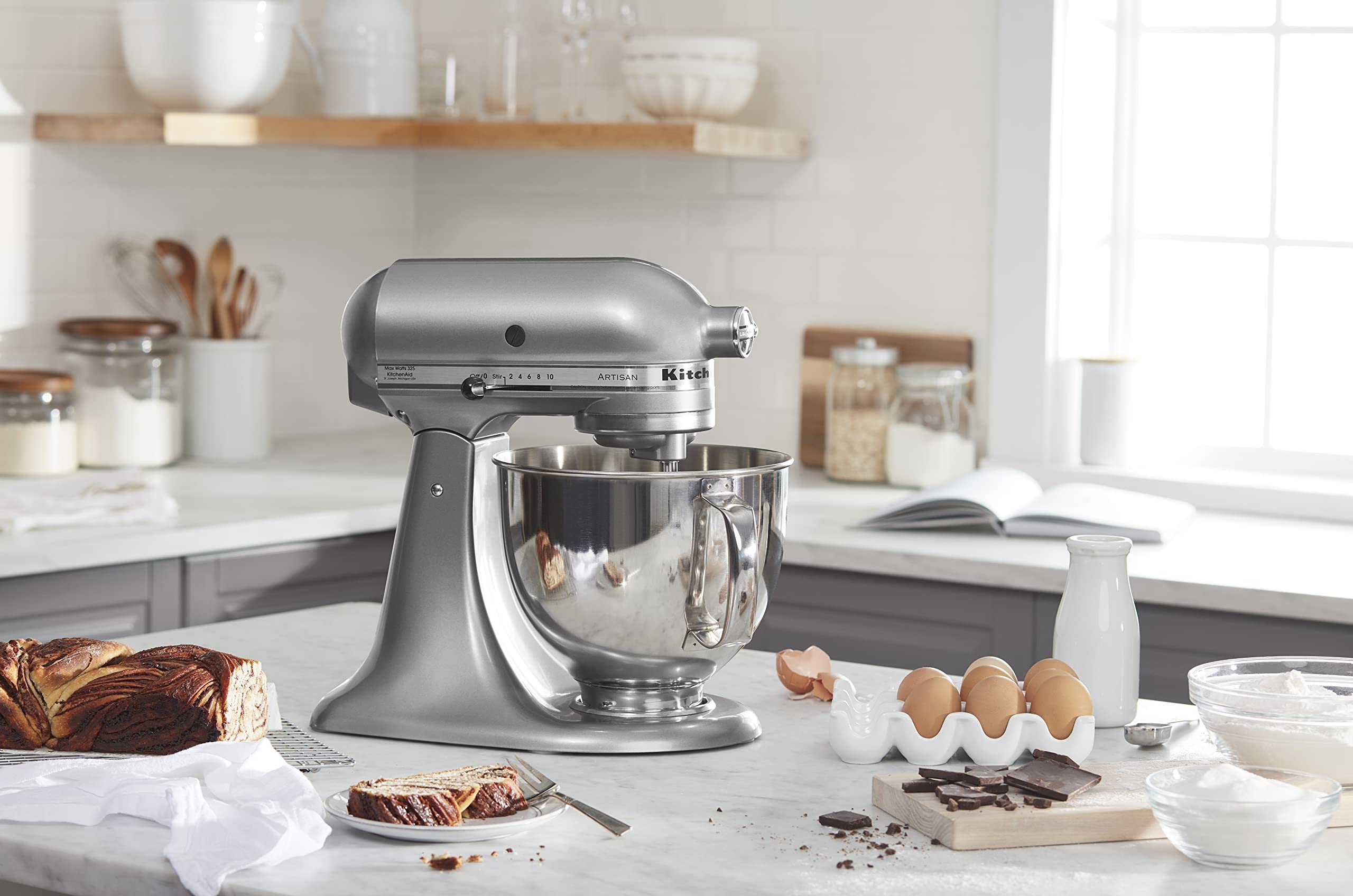 KitchenAid Artisan Series 5 Quart Tilt Head Stand Mixer with Pouring Shield KSM150PS,: Contour Silver