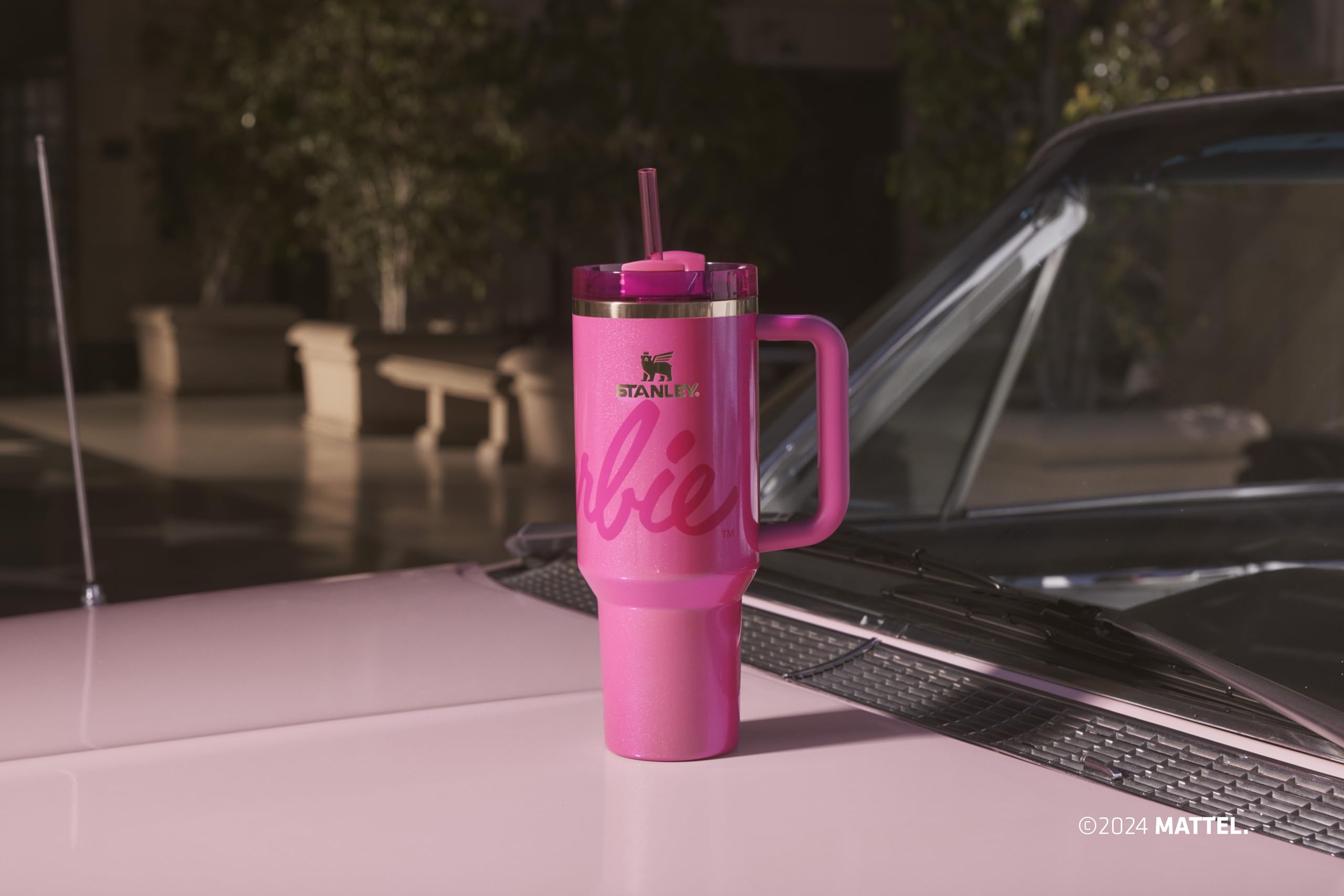 Stanley x Barbie™ ’70s Superstar Quencher 40 Oz - Image 8