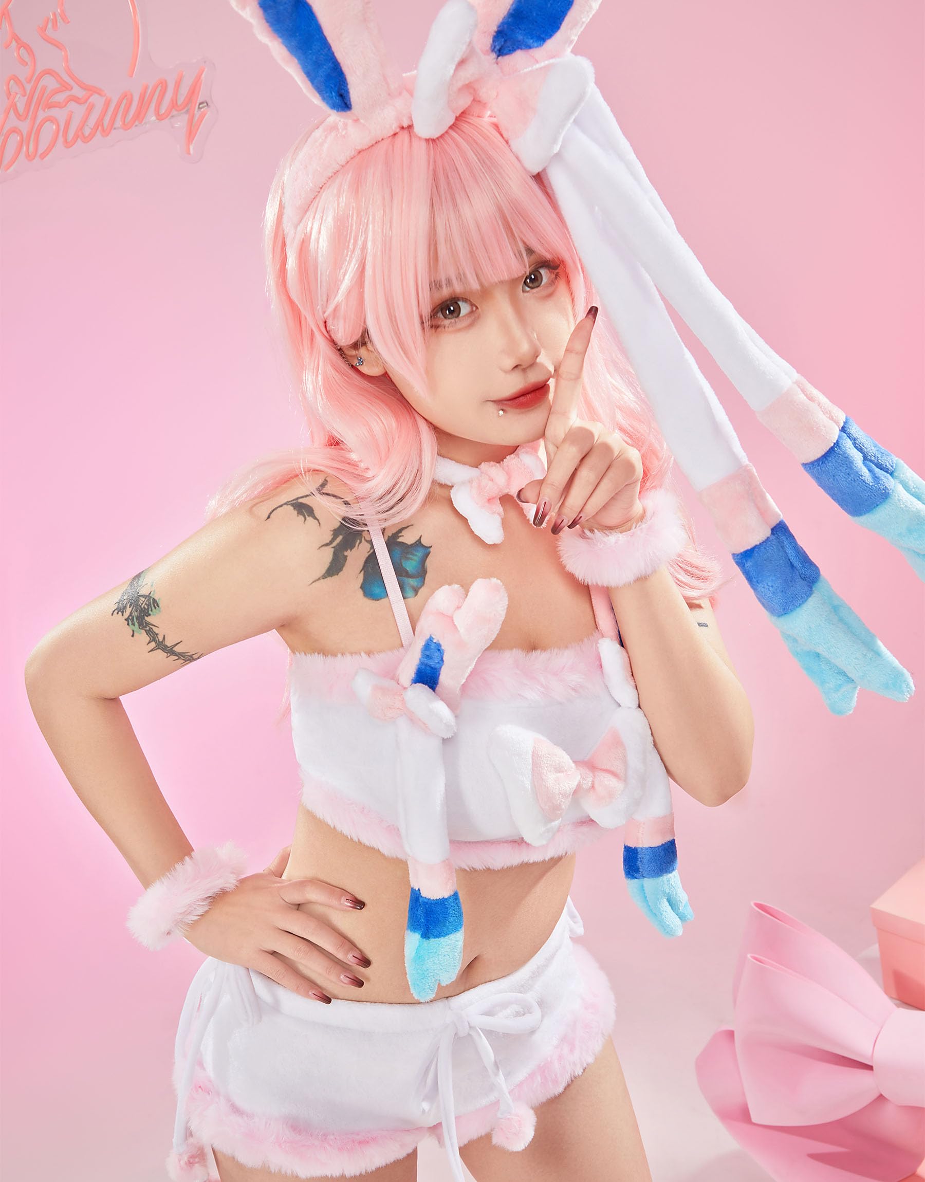 Mobbunny Women Cute Pajamas Set Pink Furry Tube Top and Shorts Anime Cosplay Homewear Sleepwear: Small