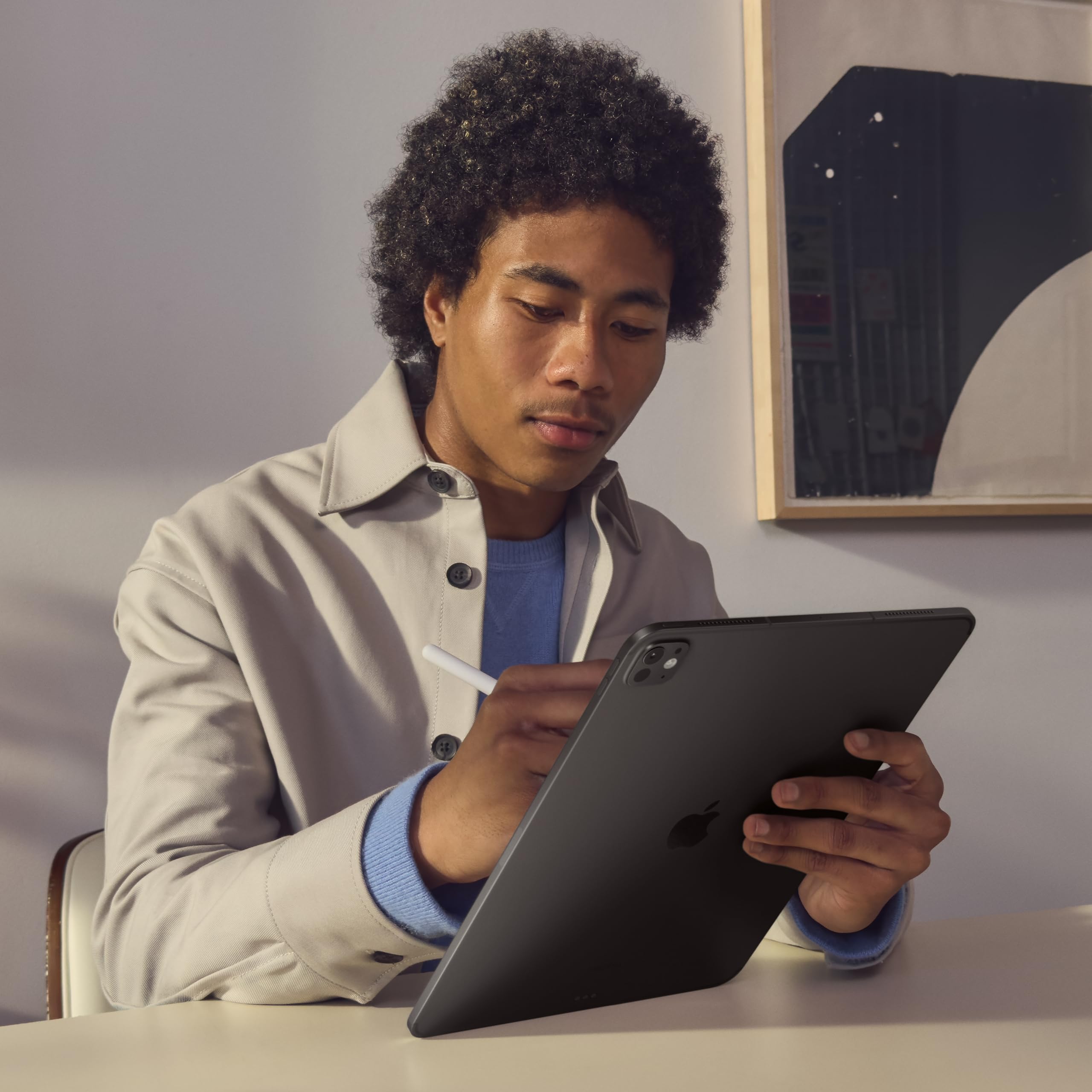 Apple iPad Pro 11-Inch (M4): Built for Apple Intelligence, Ultra Retina XDR Display, 256GB, 12MP Front/Back Camera, LiDAR Scanner, Wi-Fi 6E, Face ID, All-Day Battery Life — Space Black thumbnail 5