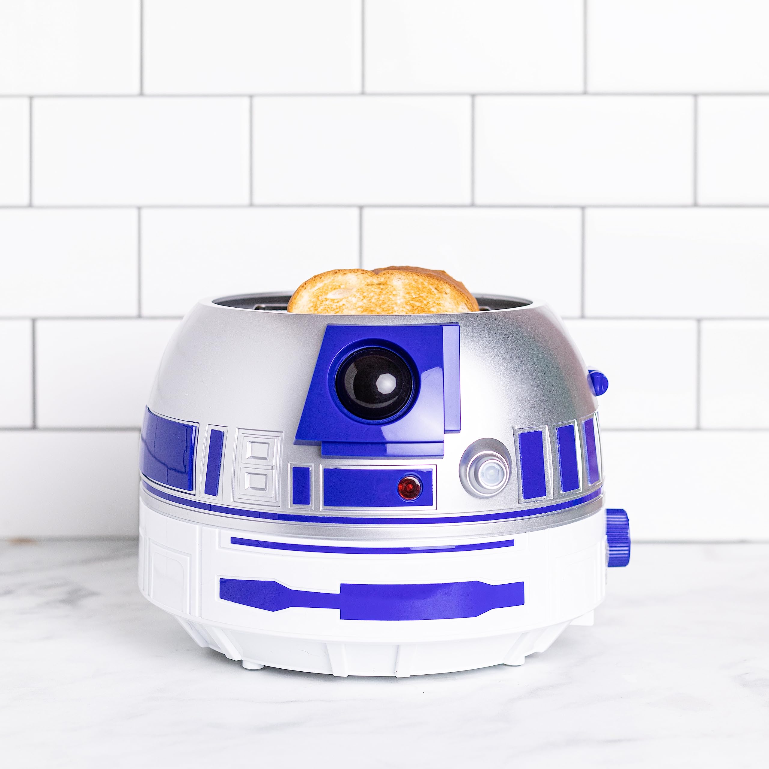 Uncanny Brands Star Wars R2D2 Deluxe Toaster - Lights-Up and Makes Sounds Like Artoo: Star Wars R2-D2