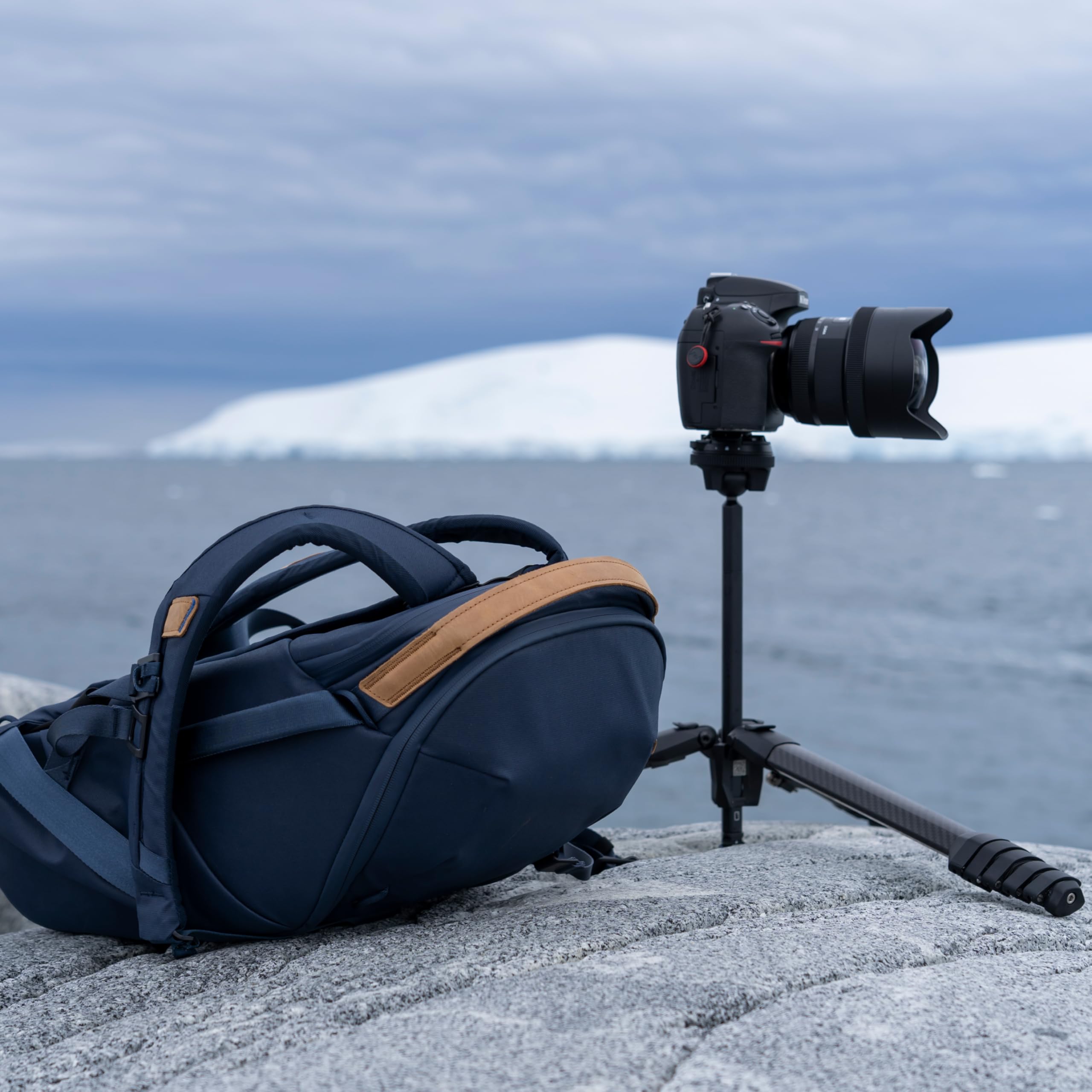 Peak Design Travel Tripod, Carbon Fiber, Compact Design, Quick Setup and Takedown, Pro-Level Stability, Ergonomic Ball Head, Compact and Portable Travel Tripod for Camera and Phone, 20 lb Capacity thumbnail 7