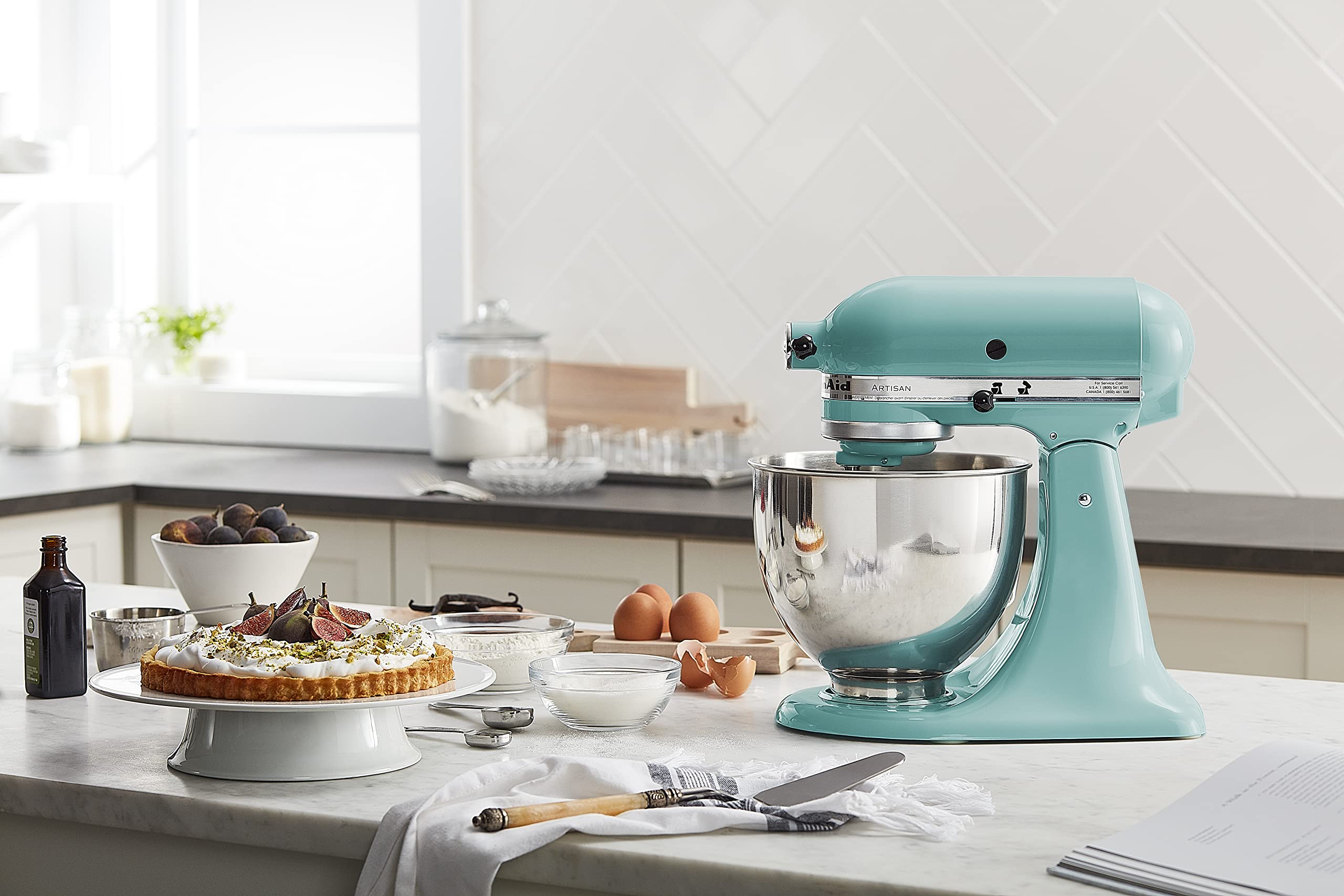 KitchenAid Artisan Series 5 Quart Tilt Head Stand Mixer with Pouring Shield KSM150PS,: Aqua Sky