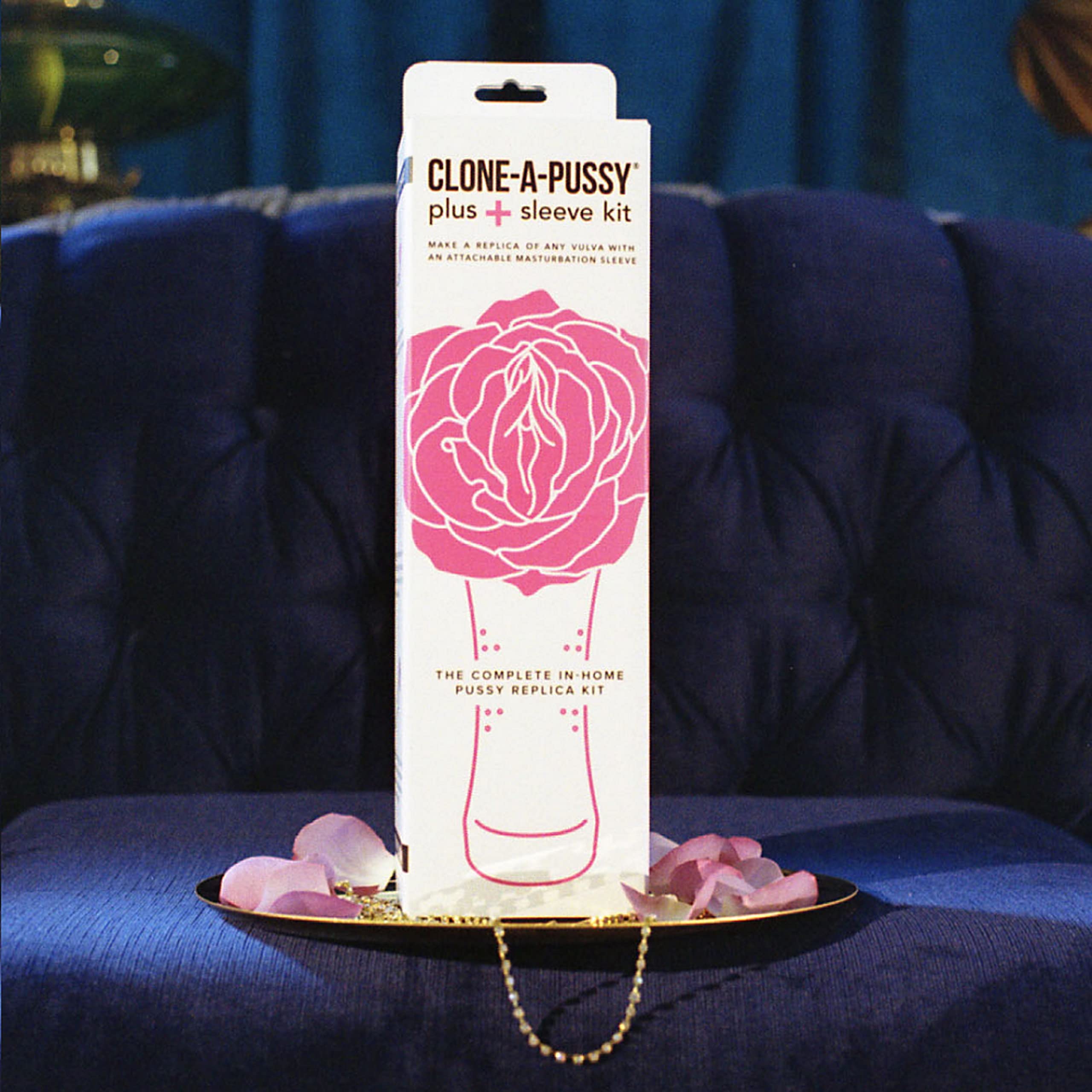 Clone-A-Willy - Clone-A-Pussy Plus Sleeve Kit DIY Masturbator Kit (Pink)