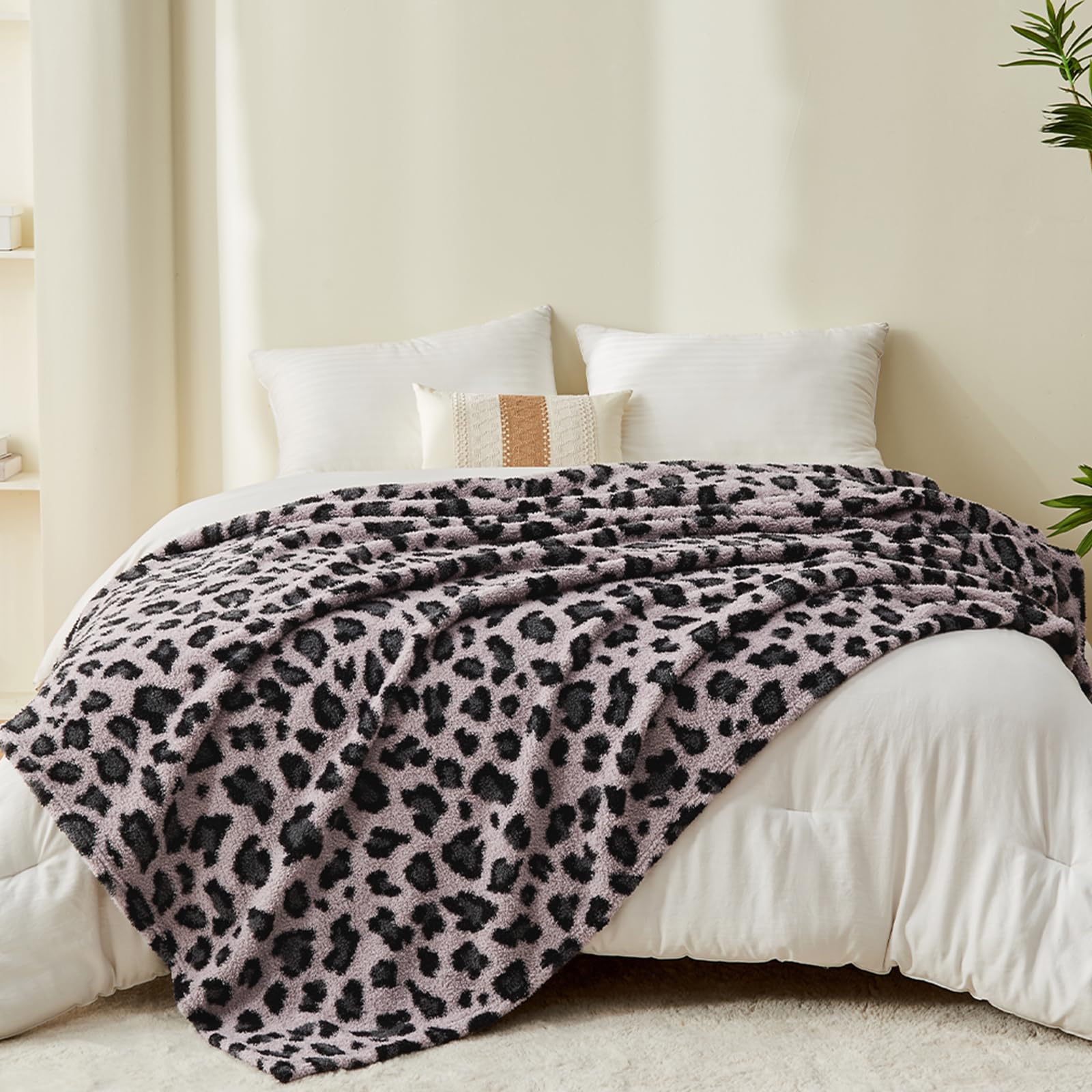 Qeils Checkered Blanket Microfiber Super Soft Knit Forest Green Throw Blanket for Couch, Sofa, Chair, Bed, Camping, Lightweight Travel Bed Blanket - 60"*80": 60*80 Grey Leopard Print