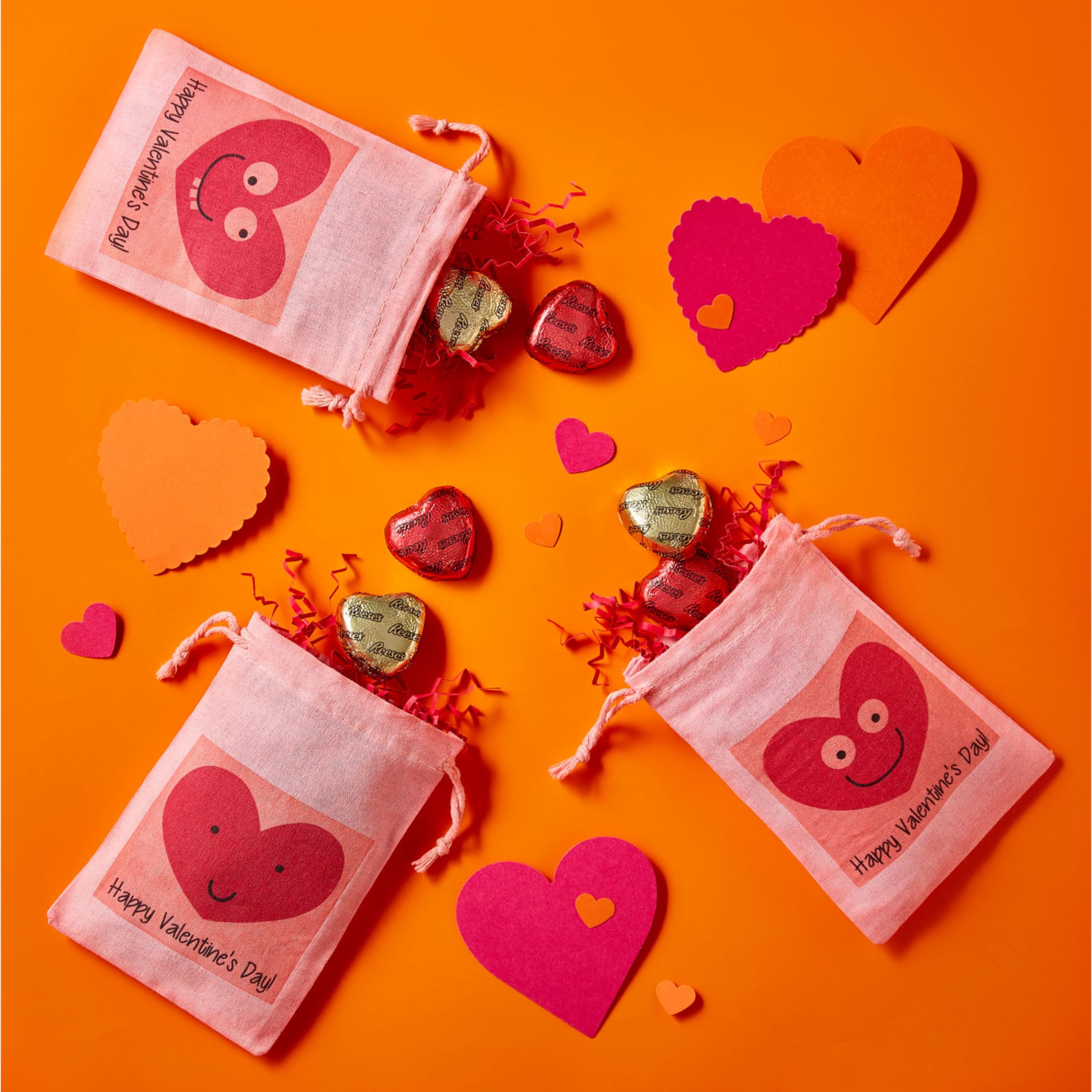 REESE'S Assorted Chocolate Peanut Butter Shapes, Candy Bag 21.49oz - Image 6
