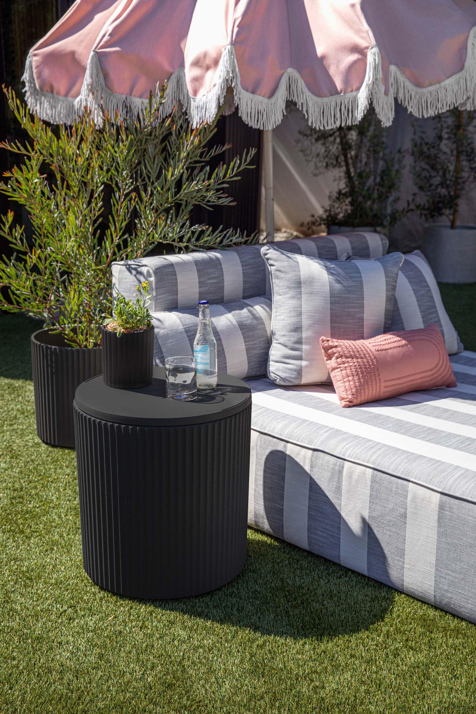 Veradek Outdoor Cooler Side Table - 2 in 1, Black, 21 inch: Black Fluted Surface