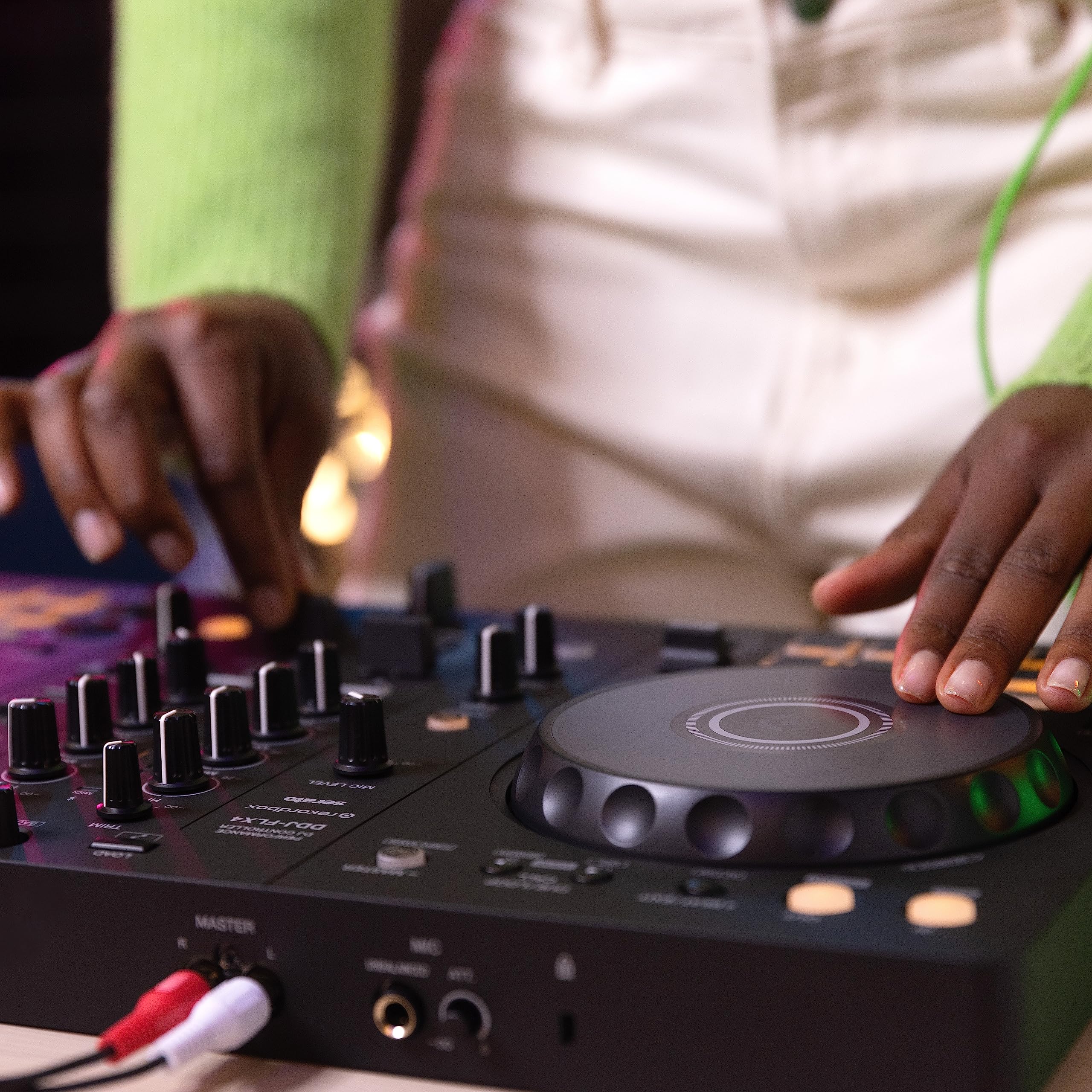 Pioneer DJ DDJ-FLX4 2-deck rekordbox and Serato  - Graphite: DJ Controller