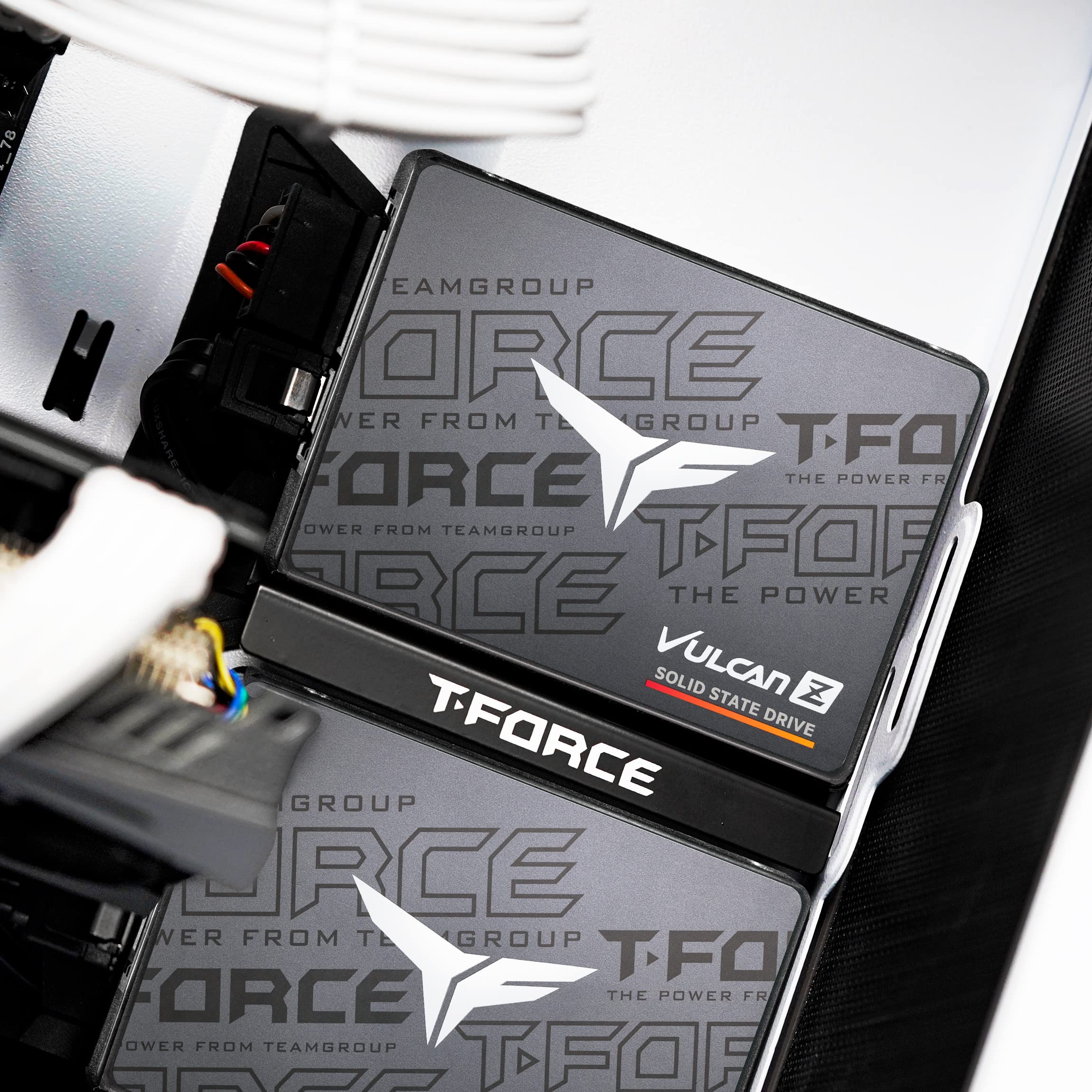 TEAMGROUP T-Force Vulcan Z 2TB SLC Cache 3D NAND TLC 2.5 Inch SATA III Internal Solid State Drive SSD (R/W Speed up to 550/500 MB/s) T253TZ002T0C101: 2tb Vulcan Z