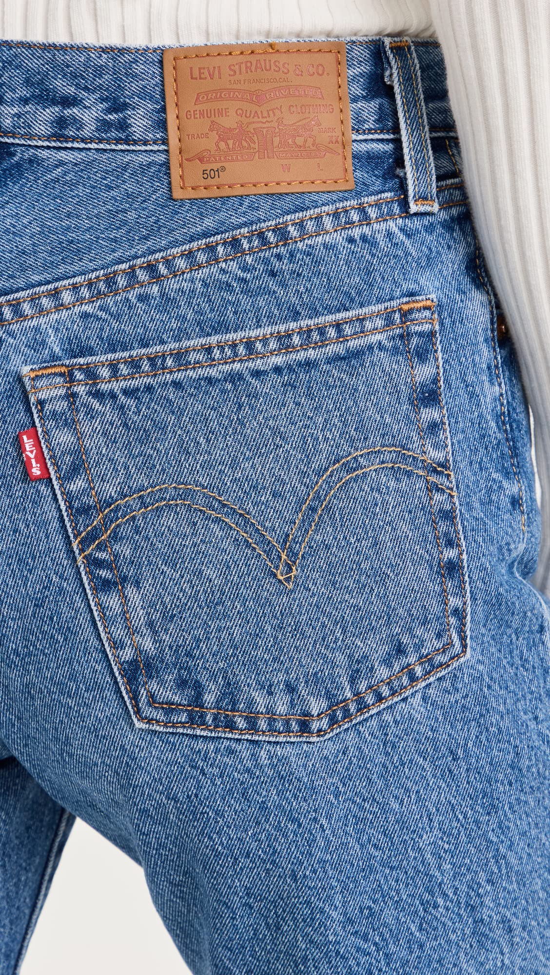 Levi's Women's Premium 501 Crop Jeans thumbnail 6