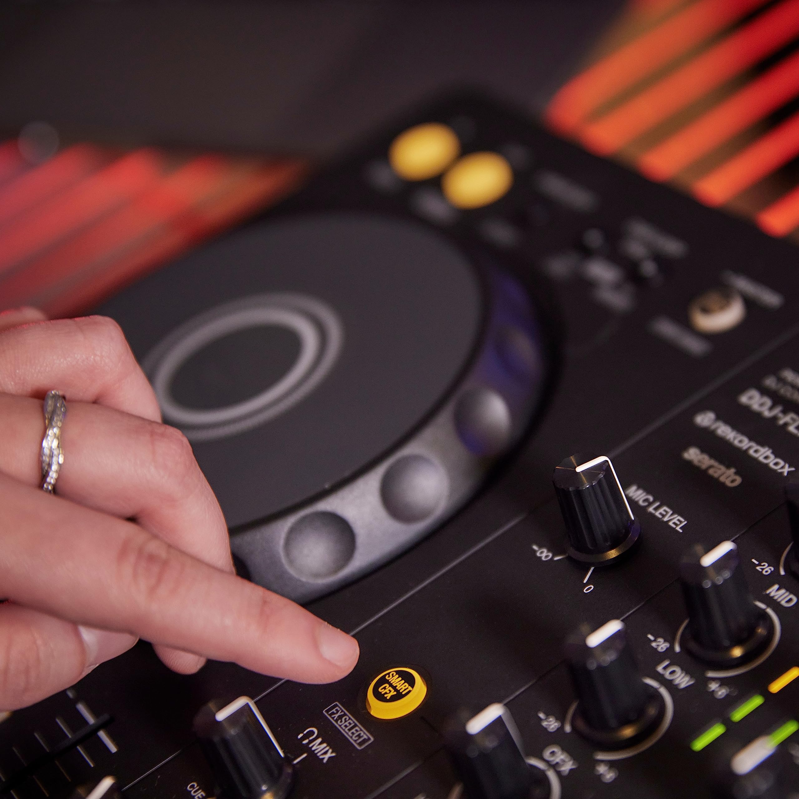 Pioneer DJ DDJ-FLX4 2-deck rekordbox and Serato  - Graphite: DJ Controller
