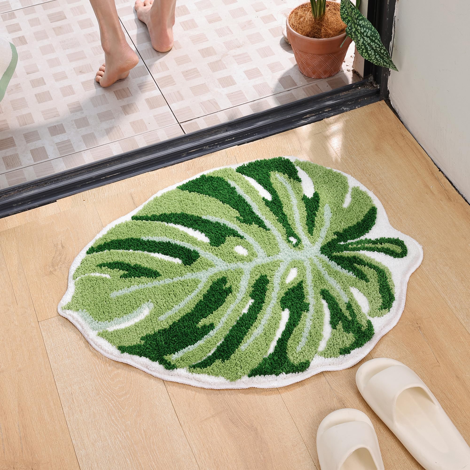 Panstar Green Leaf Mat, Large Monstera Cute Non Slip Palm Shaped Plush Fun Kitchen, Bathroom Bathtub Rugs Machine Washable: 1'8" x 2'2" (Leaf)