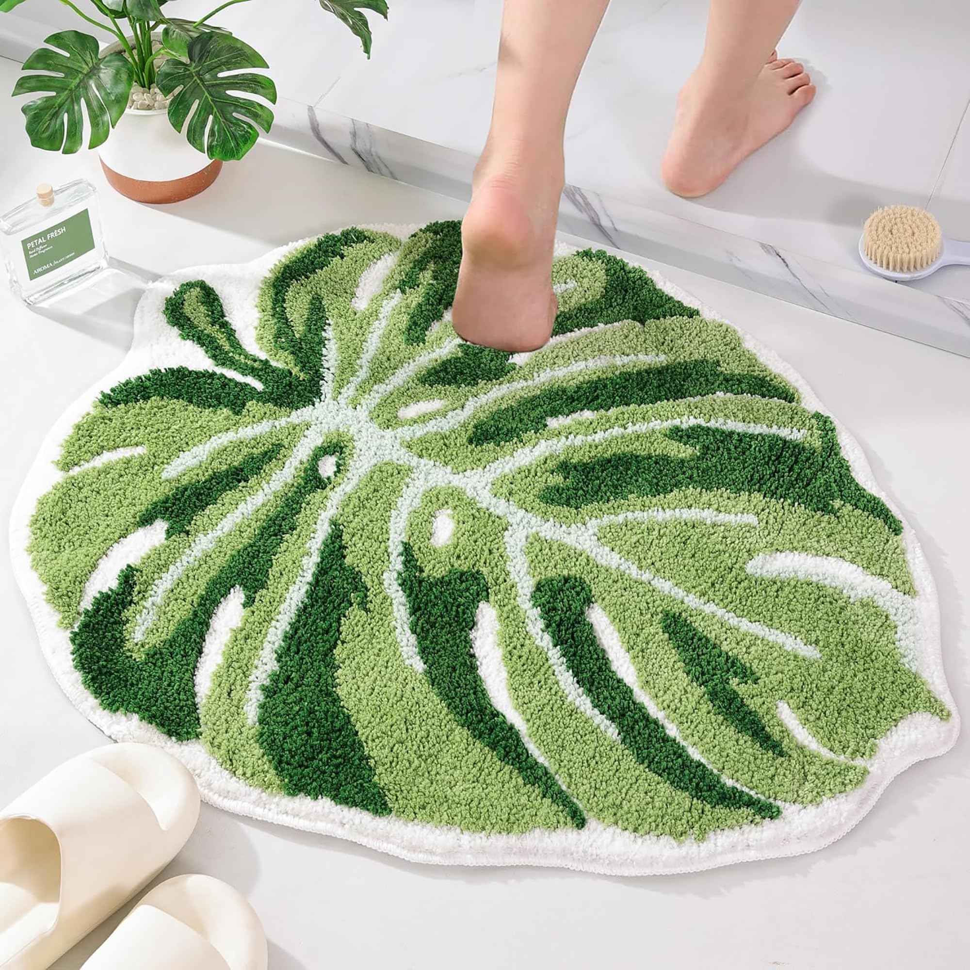 Panstar Green Leaf Mat, Large Monstera Cute Non Slip Palm Shaped Plush Fun Kitchen, Bathroom Bathtub Rugs Machine Washable: 1'8" x 2'2" (Leaf)