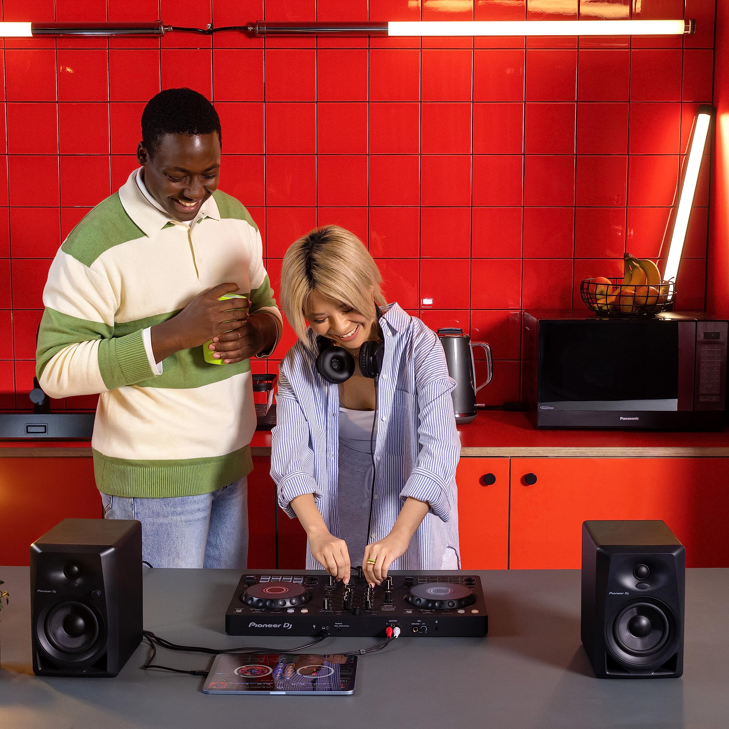 Pioneer DJ DDJ-FLX4 2-deck rekordbox and Serato  - Graphite: DJ Controller
