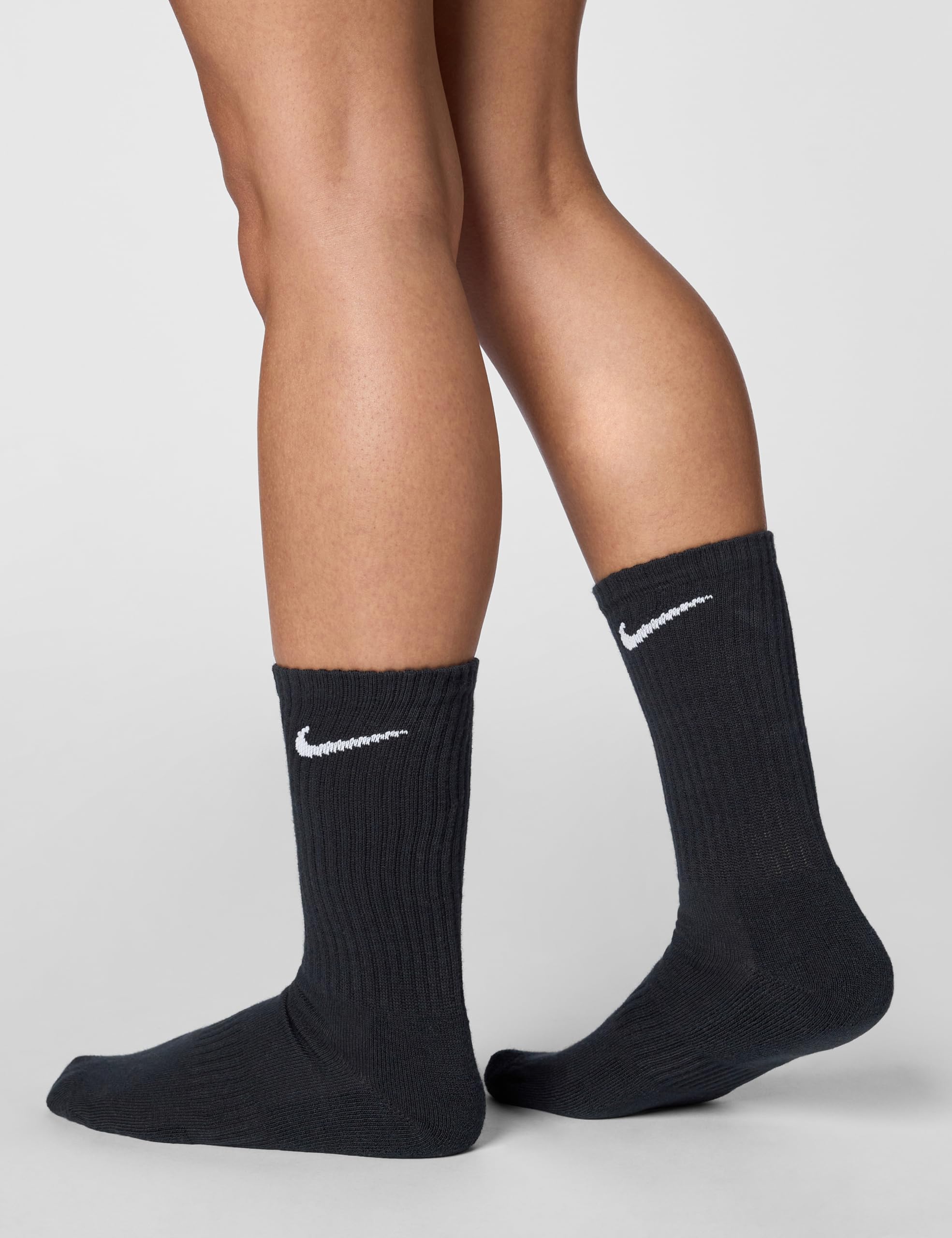 Nike unisex-adult Unisex Everyday Cushion Crew 3 Pair